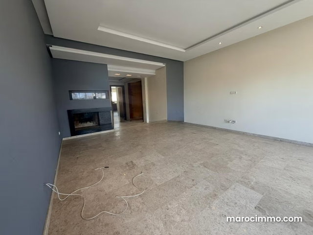 Bel appartement à louer, TRIANGLE DOR — 3