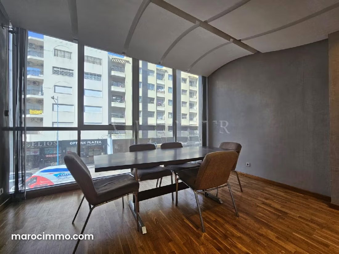 100 sqm turnkey office for rent in Racine, Casablanca — Casablanca