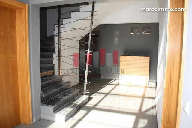 2 immeubles mitoyens hay hassani usage de bureaux — 5