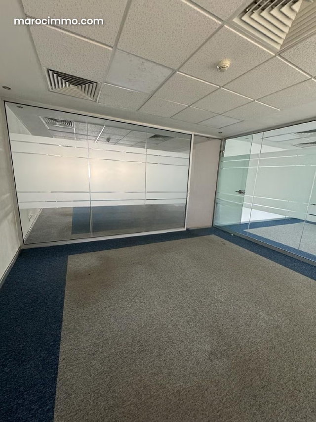 Bureau Prime 300 M² En Location Sur Abdelmoumen — 2