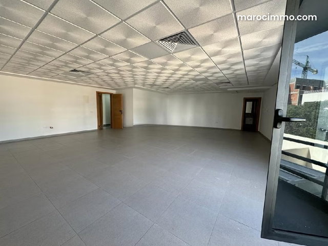 Bureau Neuf 81 M² En Location Sur Boulevard Ghandi — 3