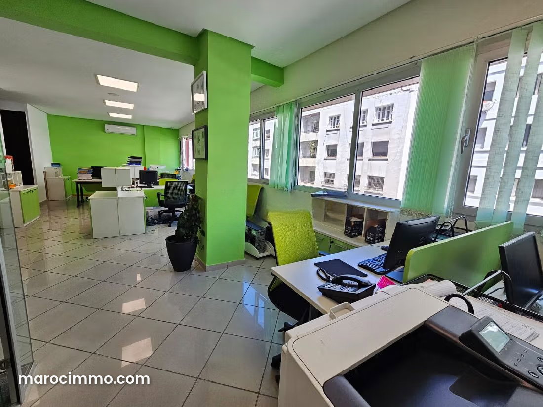 73 sqm Office in Downtown Casablanca with Garage and Elevator — Casablanca