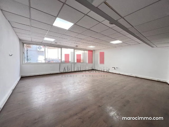 Plateau bureau de 280m2 entièrement rénové à la location Gauthier Immeuble pro — 4