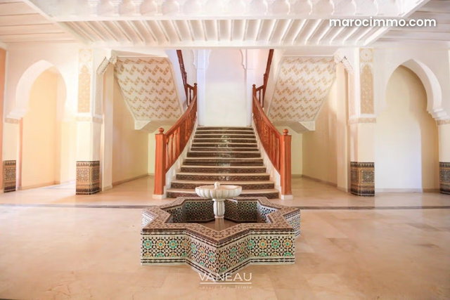 Villa Route de Tahanaout de 1340m² — 3