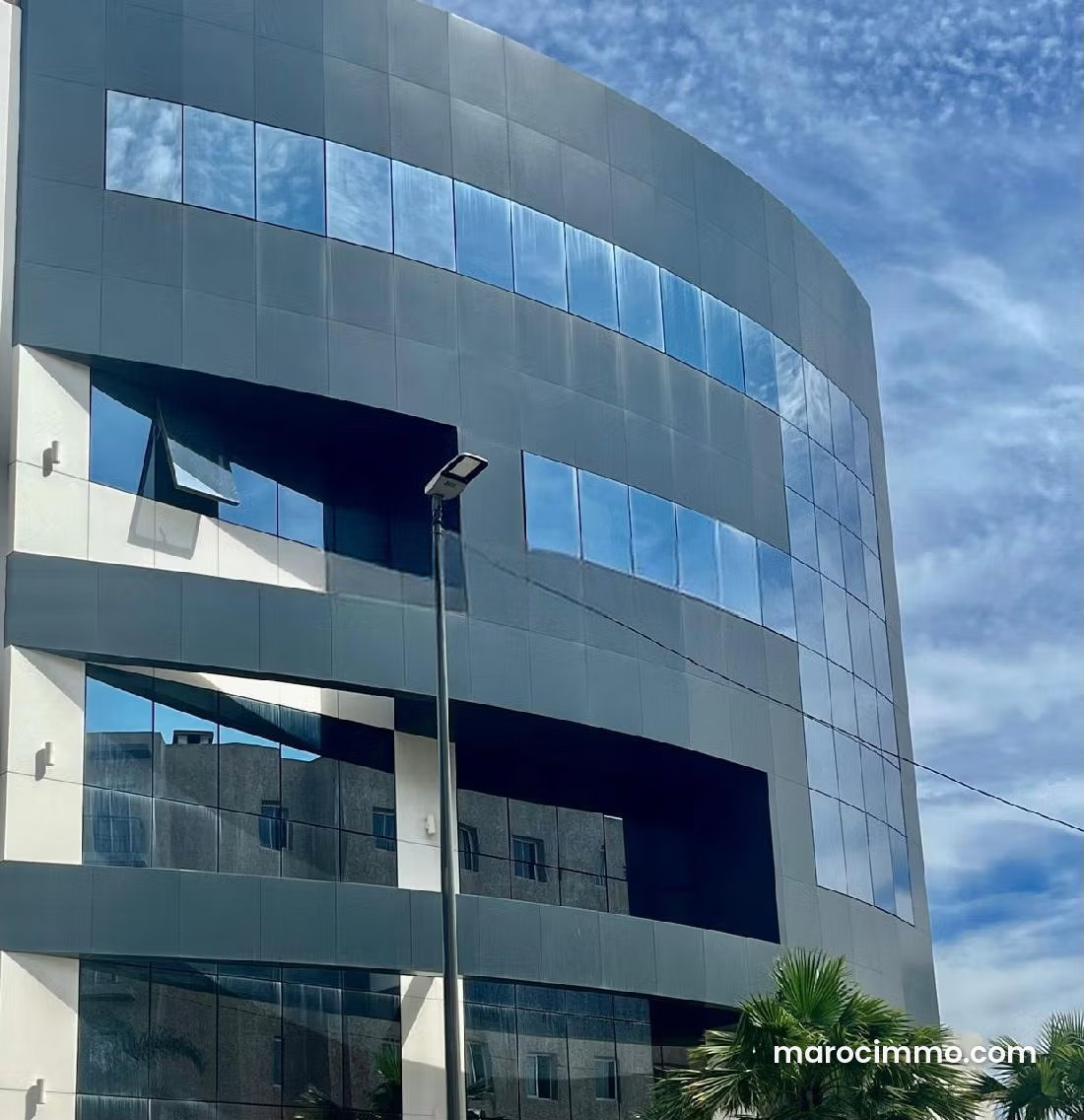 600 sqm Office Over 2 Levels, Oasis, Casablanca — Casablanca