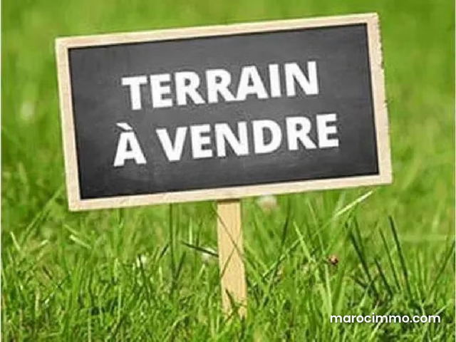 Terrain à vendre titré à hayriad — Rabat
