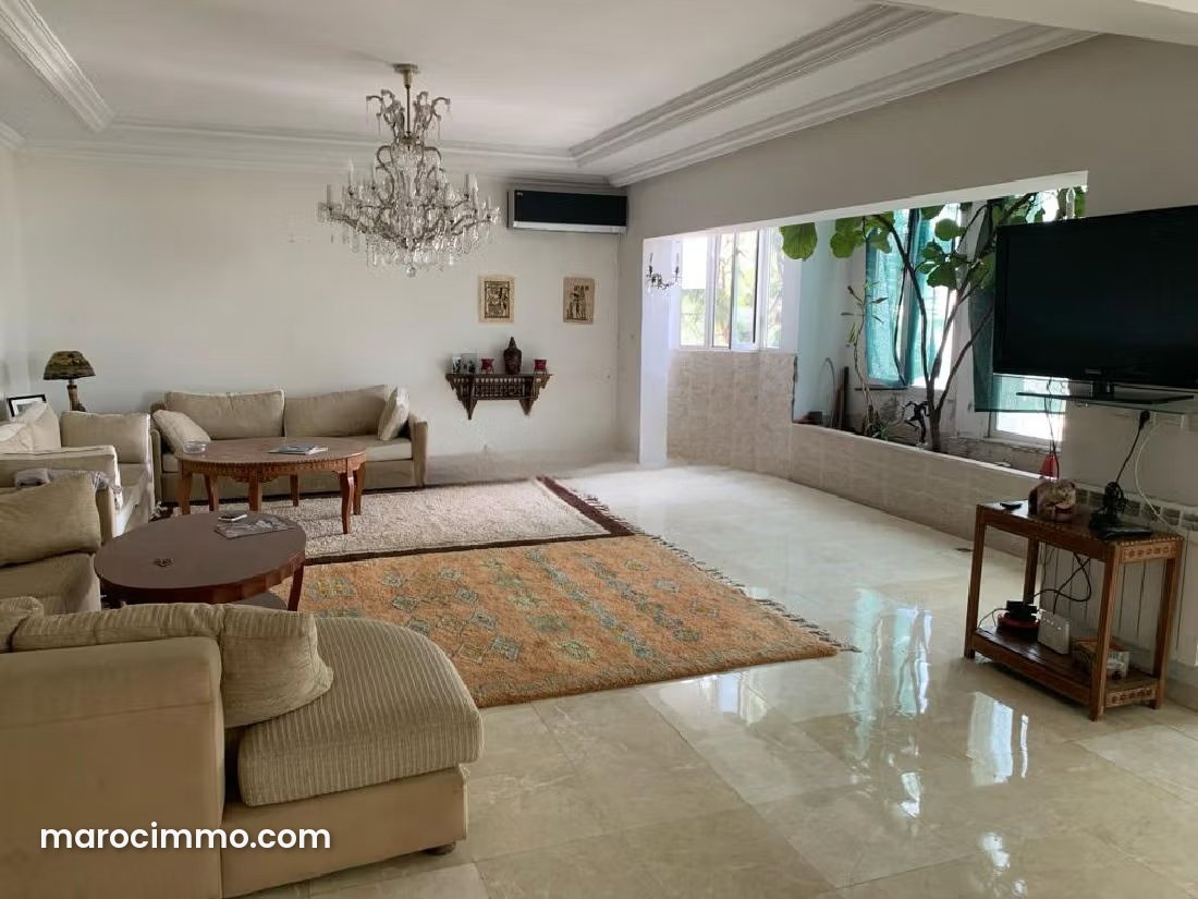 200 m² South-Facing Apartment for Sale in Agdal, Rabat — Rabat