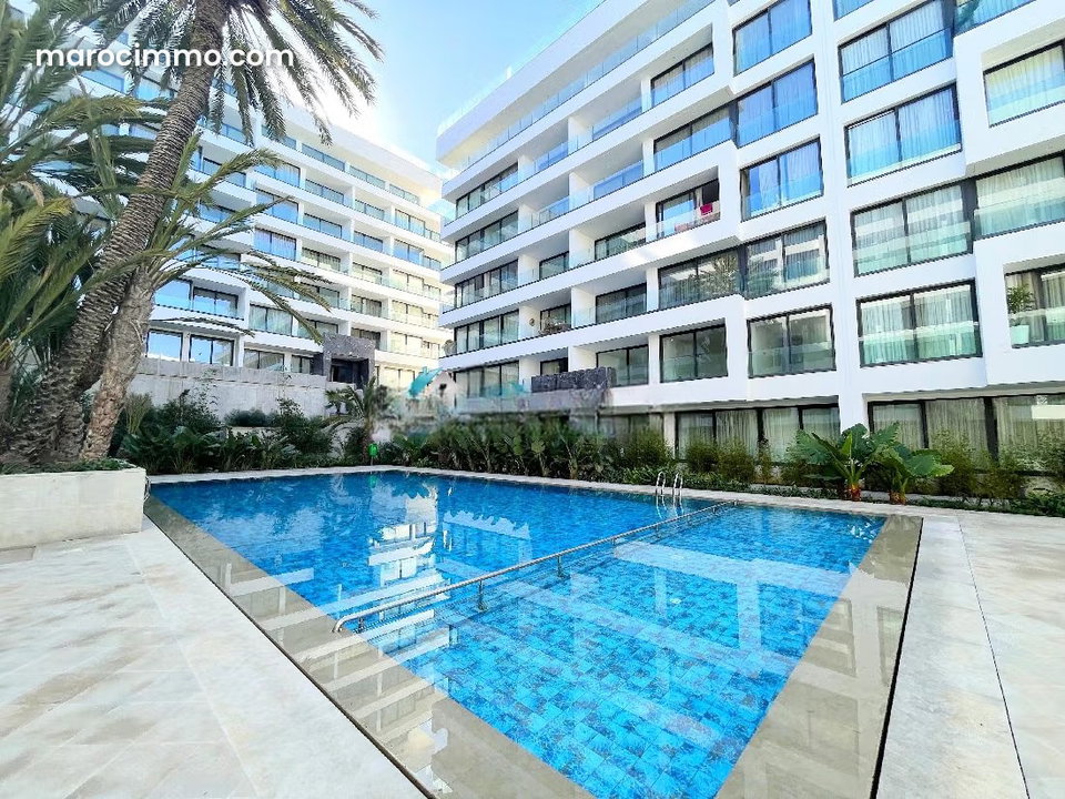 Superbe appartement à vendre à malabata dans un complexe avec piscine