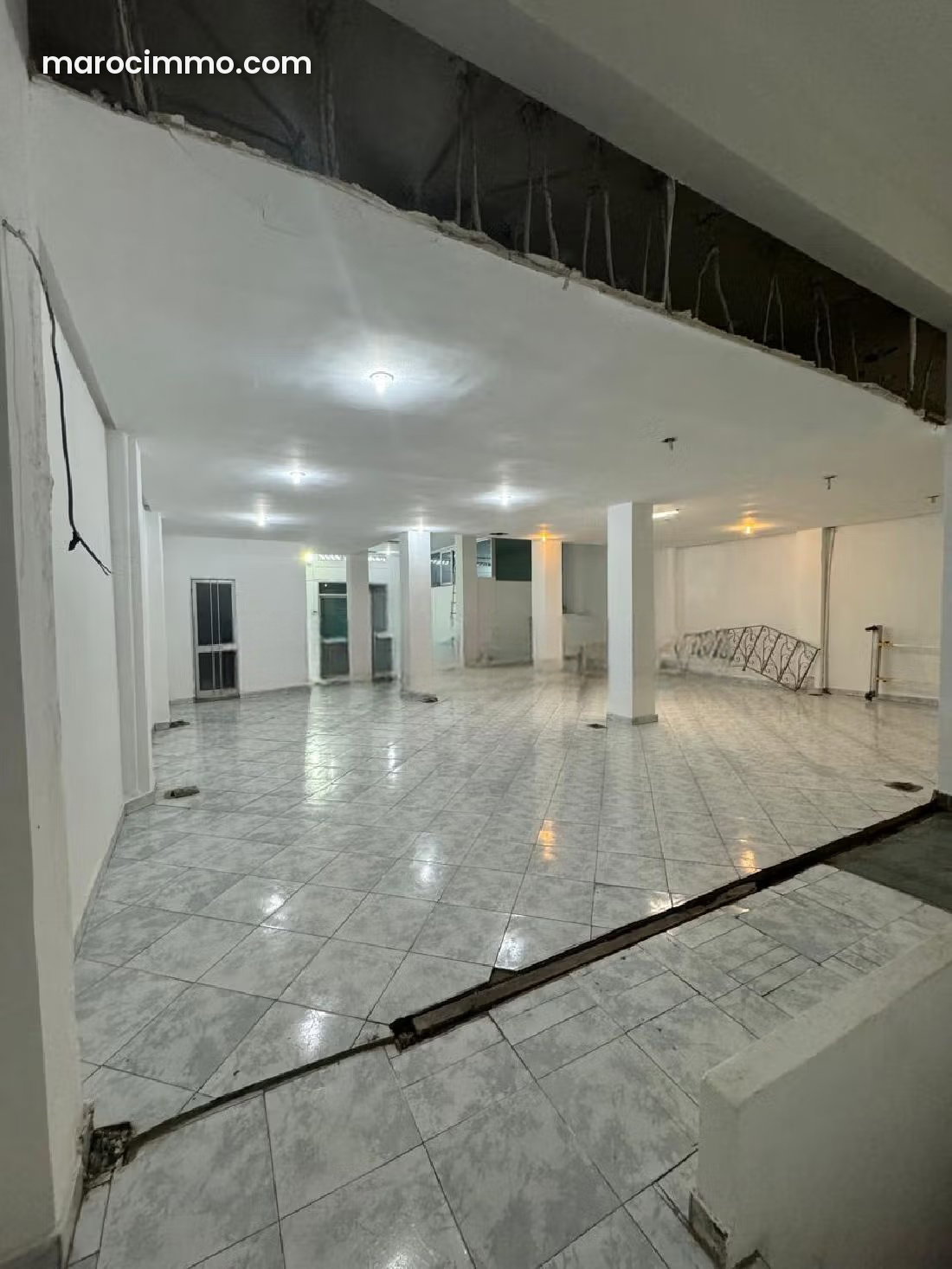 Local commercial 220 m², Roches Noires, Casablanca — Casablanca