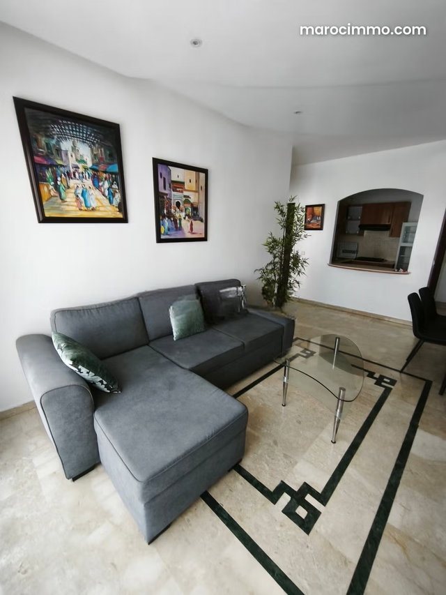 Appartement meublé bien situé — 2