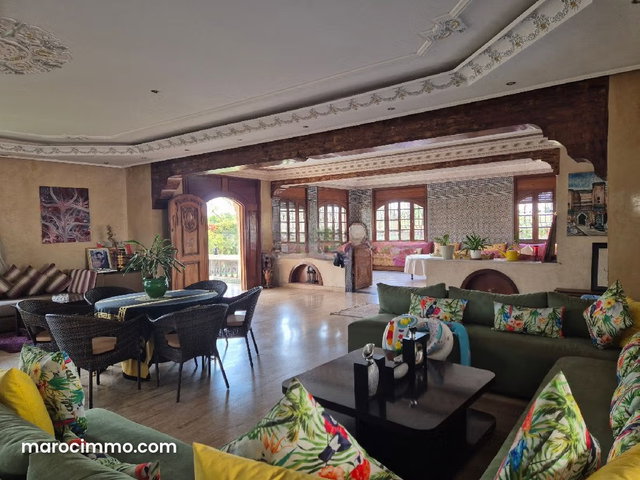 Grande villa avec piscine à Bouskoura — 2