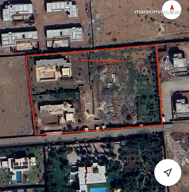 Terrain 1ha avec permis et 2 villas en gros oeuvre — 5