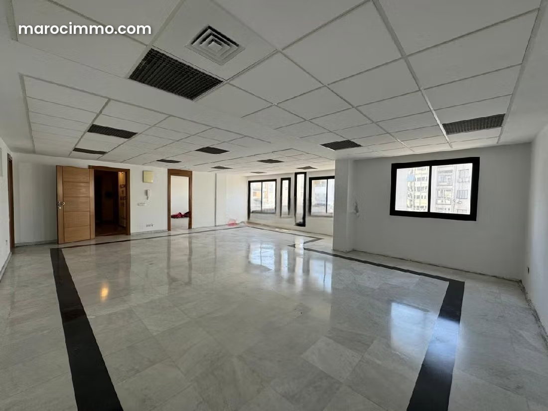 120 sqm office for rent in Racine, Casablanca with terrace — Casablanca
