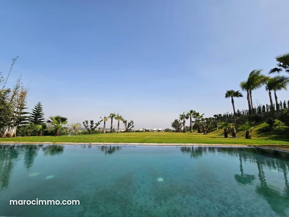 Vente villa ville verte bouskoura front de golf