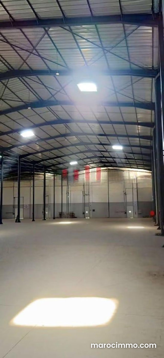 Plateforme logistique et industrielle de 3.000 m de surface utile a la location a Bouskoura — 2