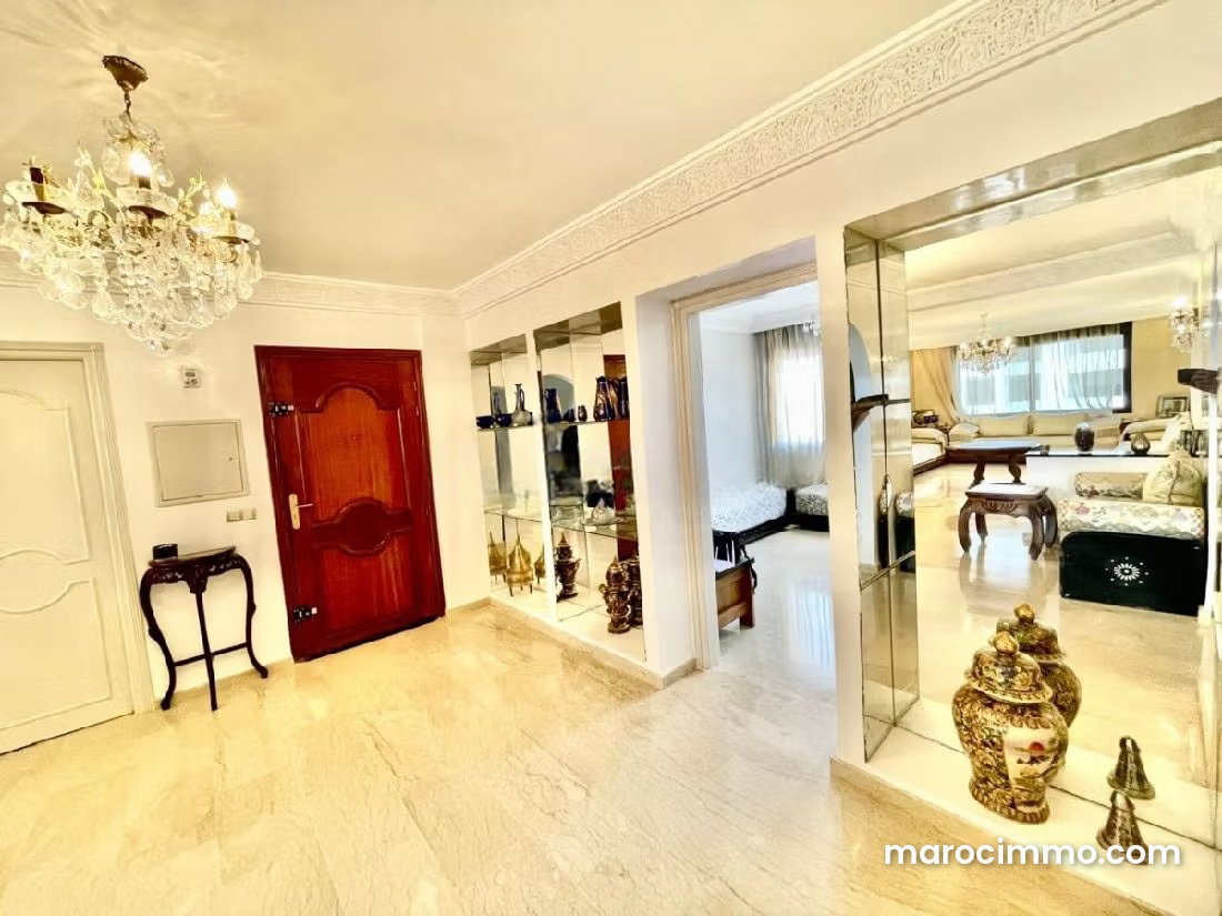 129 m² Apartment with Terrace in Central Mohammedia — Mohammedia