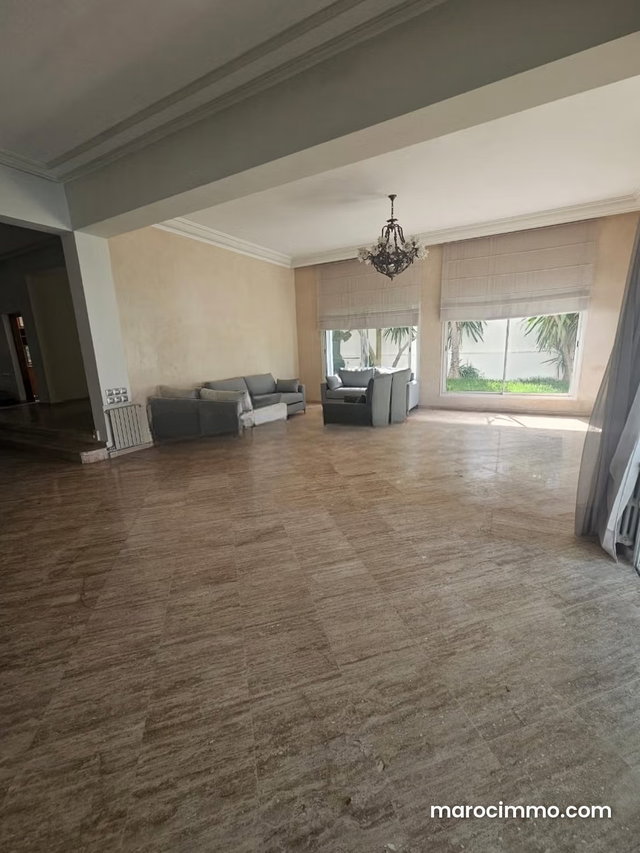 A louer villa a ain diab — 2