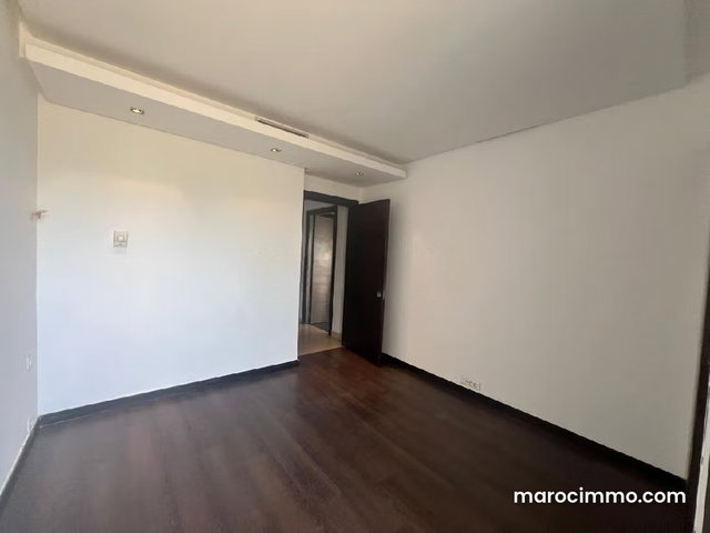 Appartement rez de jardin à louer à Bouskoura — 4