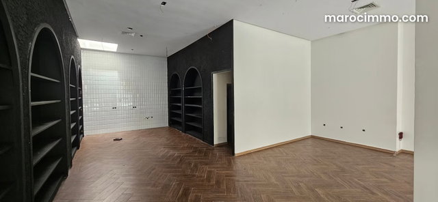 Superbe local commercial 131 m2 à Gauthier — 2