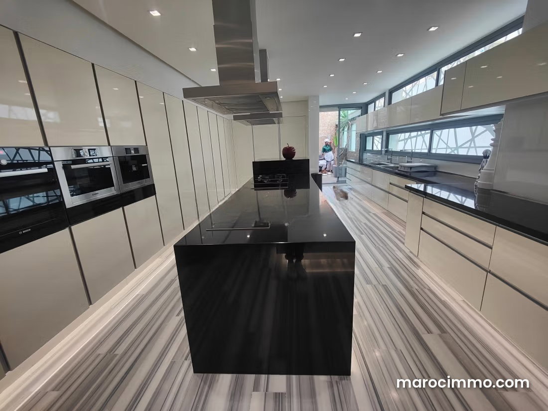 277 sqm Apartment, Golden Triangle, Casablanca, Unobstructed Views — Casablanca