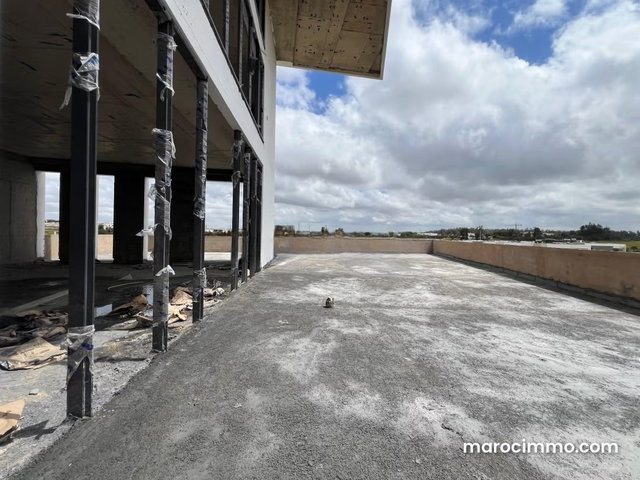 Local commercial premium — 3