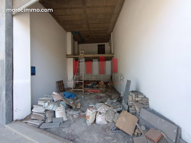 Local commercial neuf de 85m2 à la vente avec une excellente visibilité Oasis/Rte d’el Jadida — 2