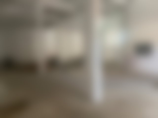محل تجاري واسع للإيجار بحي بورغون في الدار البيضاء — 5