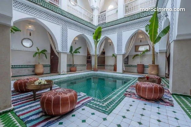 Magnificent 10-bedroom riad guesthouse in medina — 5