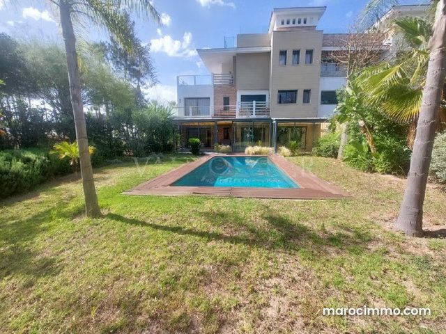 Location Rez de jardin avec piscine à la Palmeraie Bouskoura — 3