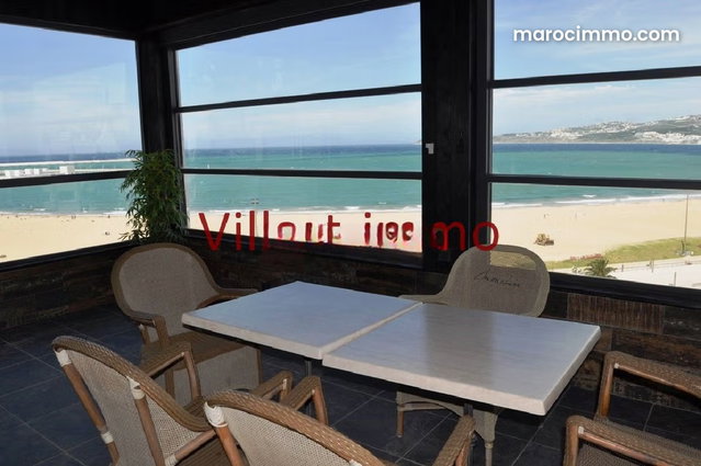 Appartement luxueux avec vue sur mer, plein centre — 3