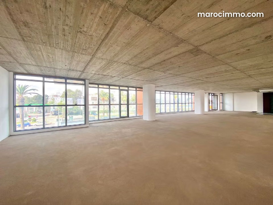 Office Space 404m² Oasis Route d'El Jadid