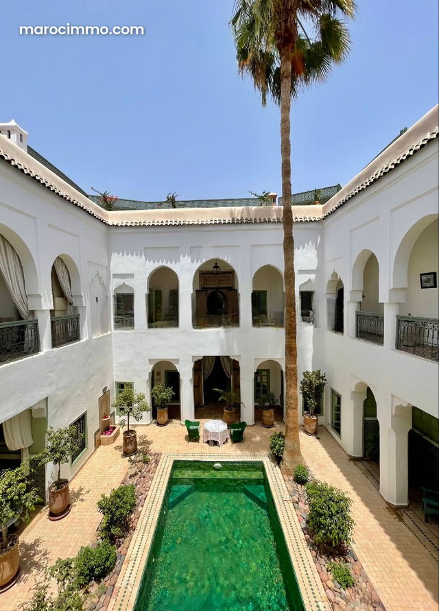 Rare. Riad d'exception Grand patio avec piscine architecture classique — 4