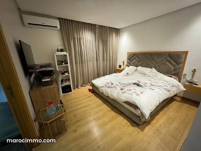 Loue appartement vide à Palmier. 3 pièces confortables. Ascenseur et terrasse — 5