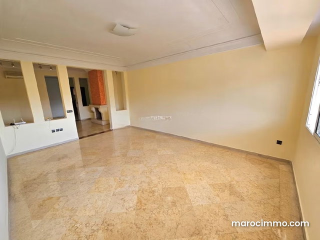 173m² Apartment for Rent — 2