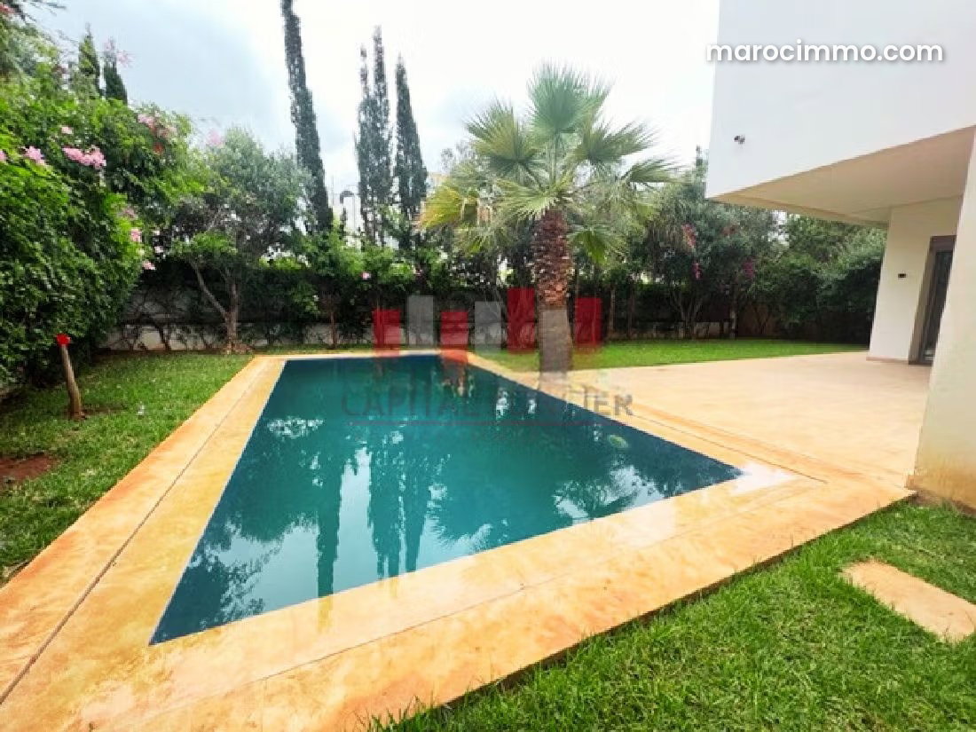 600 sqm Villa with Pool for Rent in Ain Diab, Casablanca — Casablanca