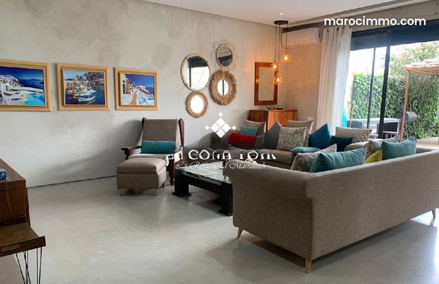 Villa moderne a la location longue duree — 2