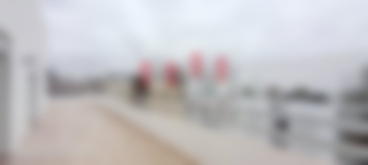 شقة راقية بتراس مفتوح في امتداد المعاريف الدار البيضاء
