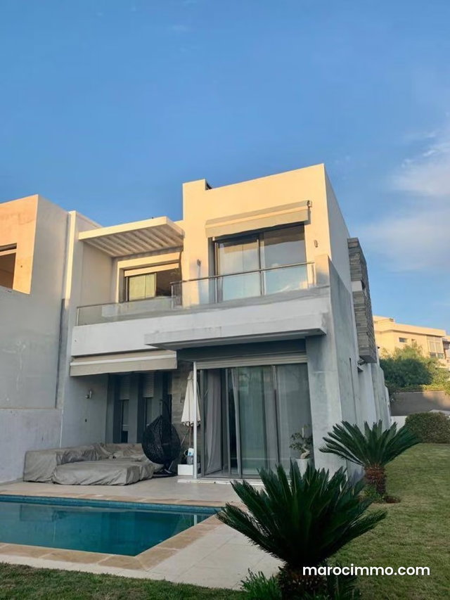 Villa Angle Grand jardin meublée Prestigia — 2