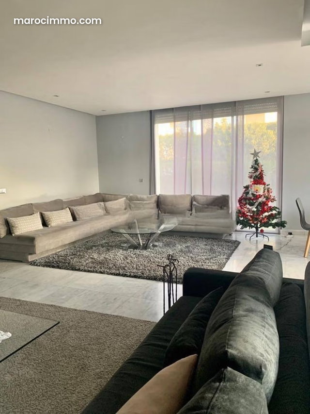 Villa Angle Grand jardin meublée Prestigia — 4