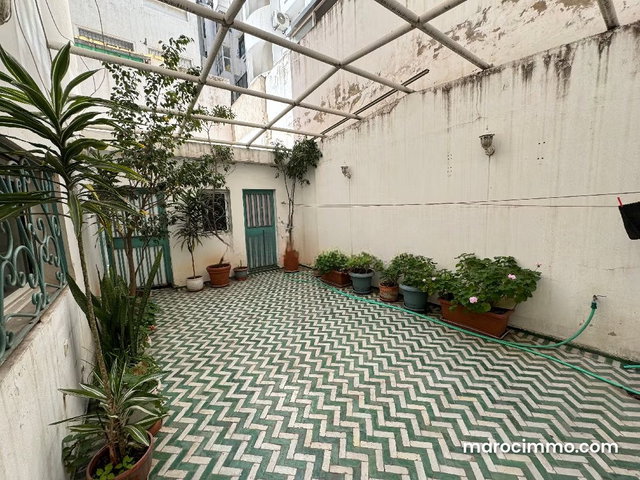 Appartement à Vendre de 214.0 m² à Casablanca, Mers Sultan — 2