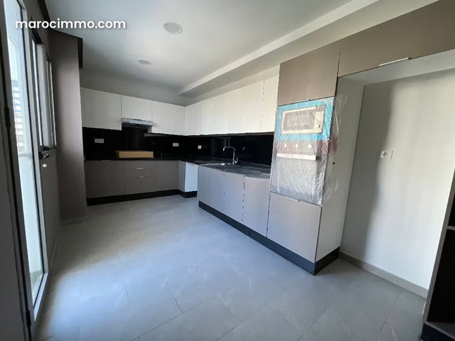 Apartment for Rent in Casablanca, Beausejour — 5