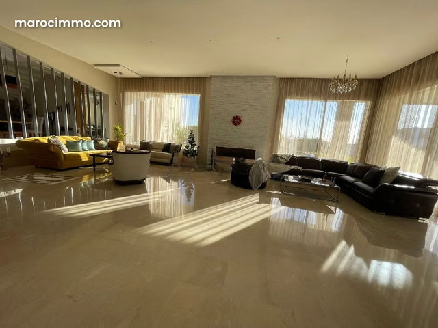 Villa à Vendre de 9967.0 m² à Nouaceur, Ouled Hebik — 4