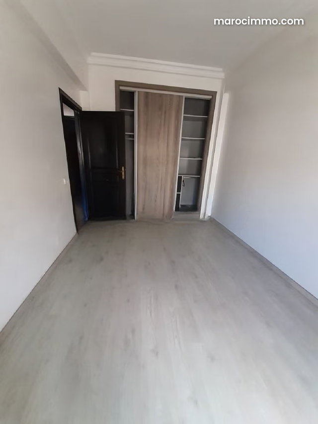 Appartement à Vendre de 101.0 m² à Casablanca, Maarif Extension — 4