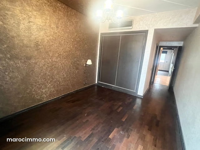Appartement à Vendre de 139.0 m² à Casablanca, Racine — 2