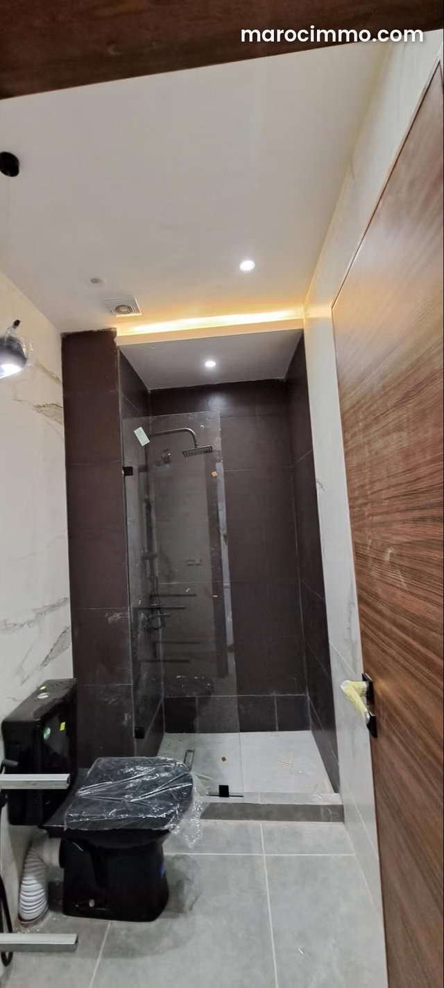 Superbe appartement à vendre à Martil. 2 chambres agréables. Meublé — 5