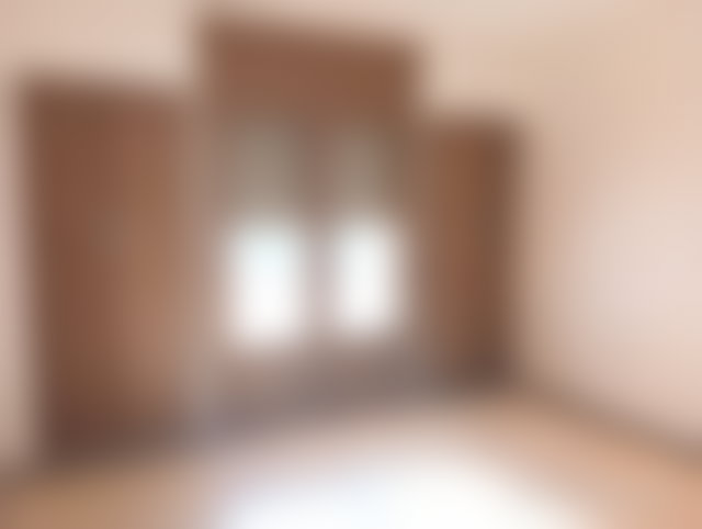 مكتب مشرق مع شرفة للكراء بوسط وجدة — 2