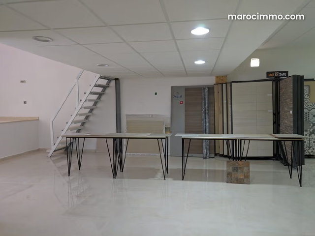 Local Commercial à 150 m de la Rocade Casa Rabat — 2