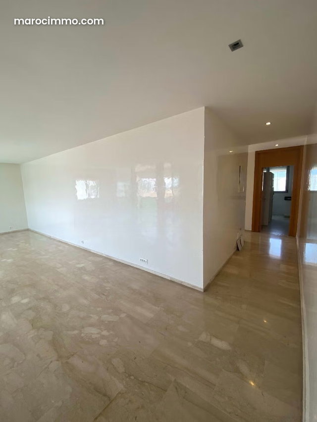 Appartement à Vendre de 152.0 m² à Salé, Bab Al Bahr — 5