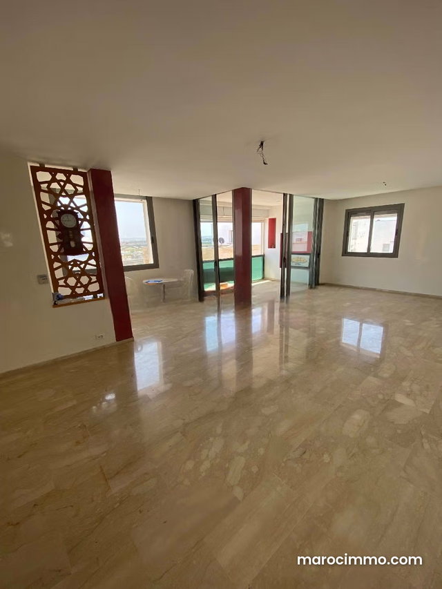 Appartement à Vendre de 152.0 m² à Salé, Bab Al Bahr — 3