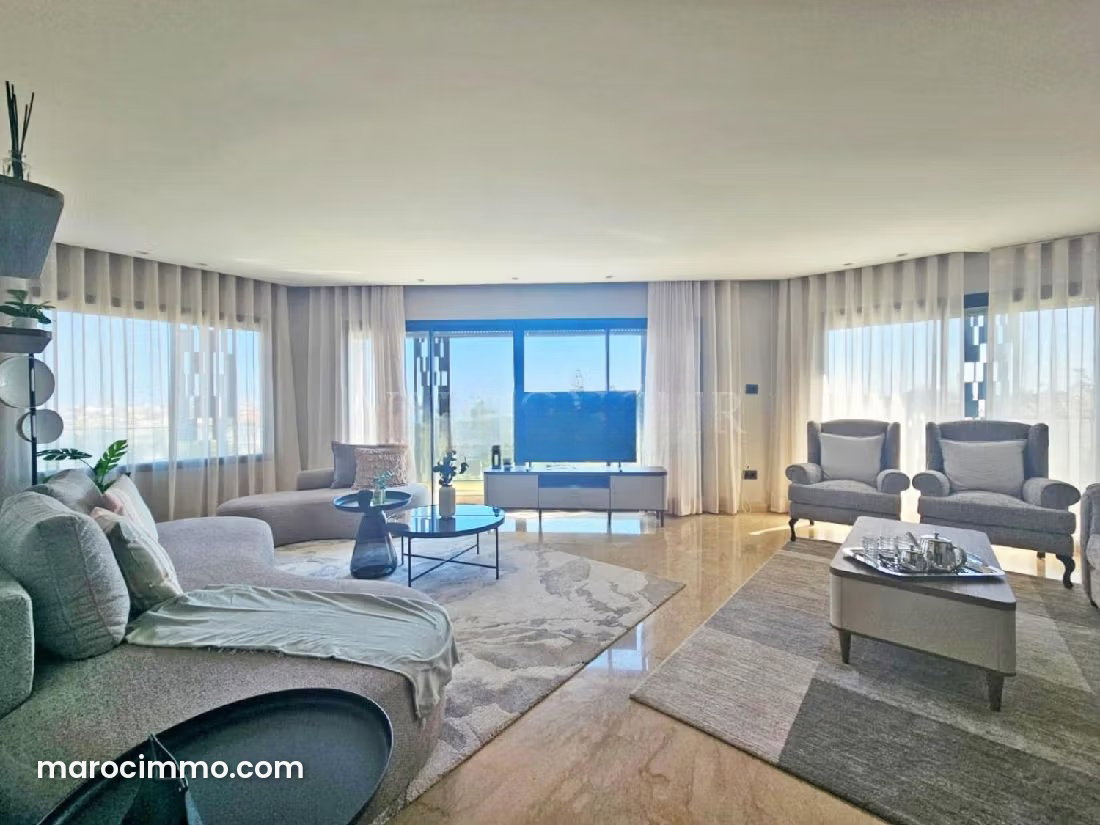Furnished 140 sqm apartment for rent in Californie, Casablanca — Casablanca